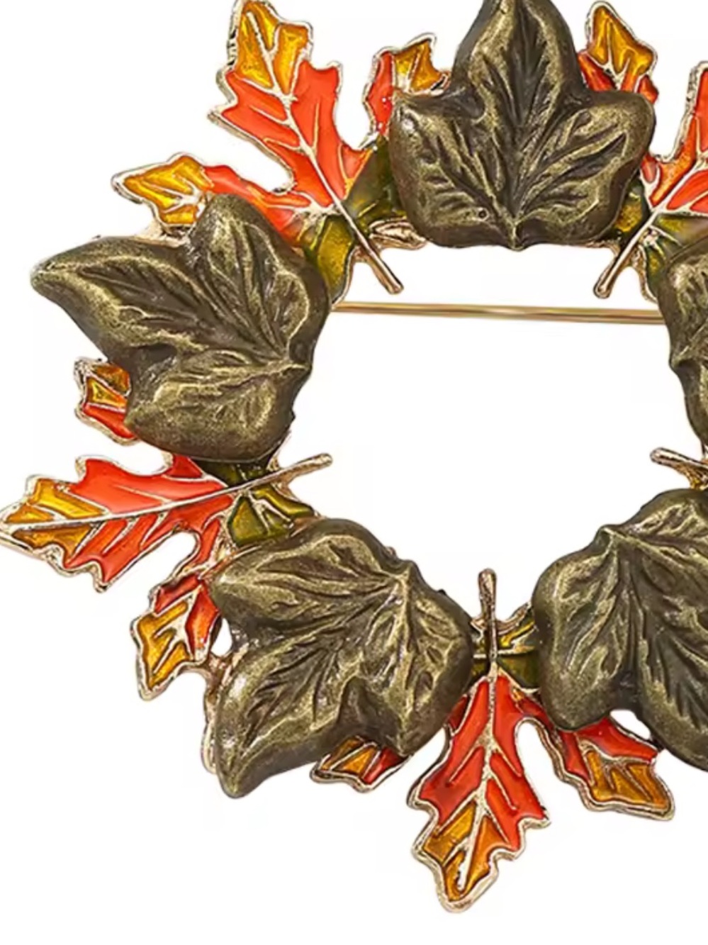 Autumn Leaf Wreath Gold Brooch - Picture 10 of 10